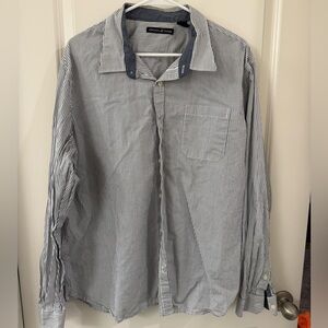 DKNY Men's Navy and White Pinstripe Shirt